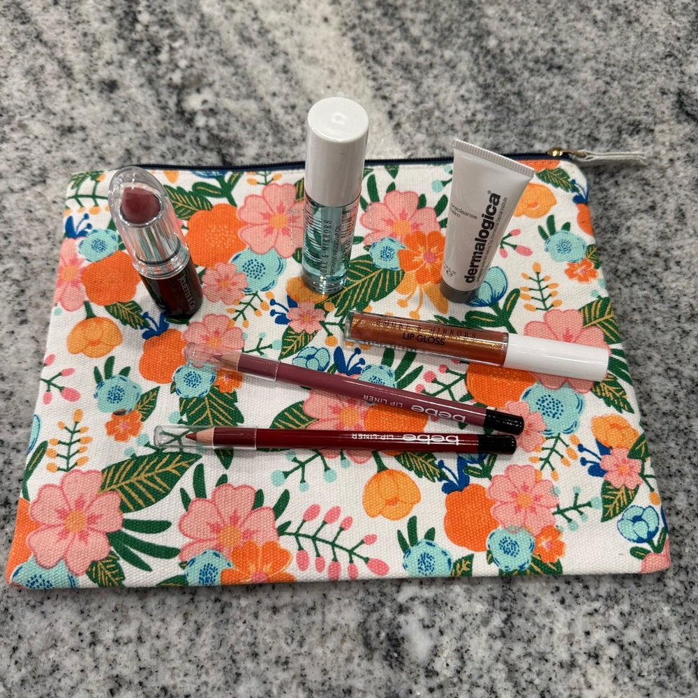7 Piece Makeup Gift Set